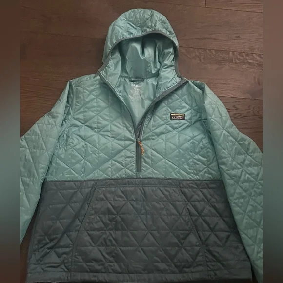 L.L. Bean Pullover Quilted Hoodie - Picture 3 of 5